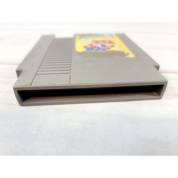 Super Mario Bros. 3 (Nintendo NES, 1990) - Picture 3 of 6